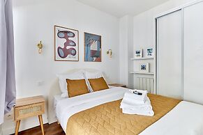 Apartment 2 Bedrooms Center of Paris