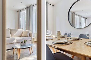 Apartment 2 Bedrooms Center of Paris