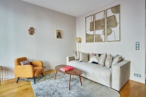 Superb Apartment Avenue Montaigne/saint Honore