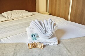 Superb Apartment Avenue Montaigne/saint Honore