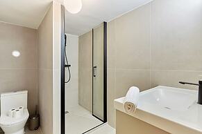 Superb Apartment 2 Bedrooms Centrer of Paris by Studio Prestige