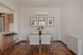Phaedrus Living Evergreen City Flat