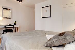 Paris St Germain Mazarine Residence