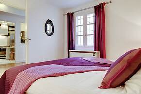 Paris St Germain Mazarine Residence