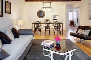 Paris St Germain Mazarine Residence