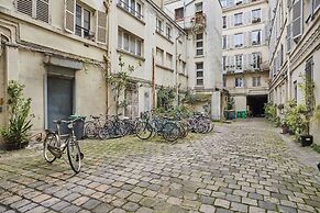 Apartment in the Heart of Paris 4 People