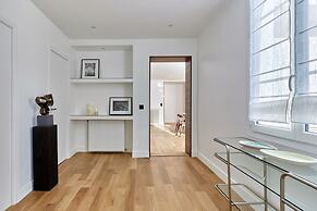 Sumptuous Apartment Louvre Museum/palais Royal