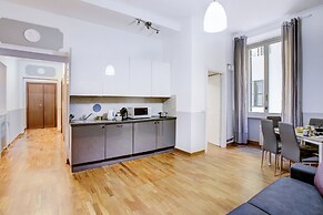 Colosseo Families and Groups 2BDR | Home and More