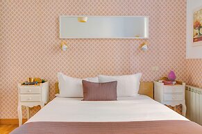 Colosseo Families and Groups 2BDR | Home and More