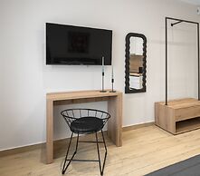 Terra Suites, Nilie Hospitality MGMT