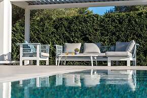 White House Villa Pefkochori