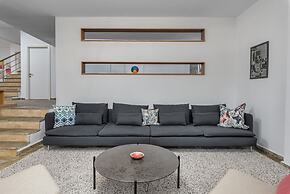 White House Villa Pefkochori