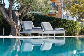 White House Villa Pefkochori