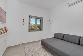 White House Villa Pefkochori