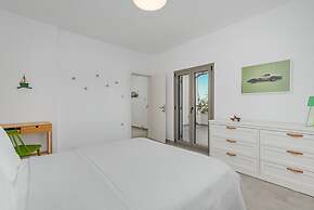 White House Villa Pefkochori