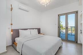 White House Villa Pefkochori