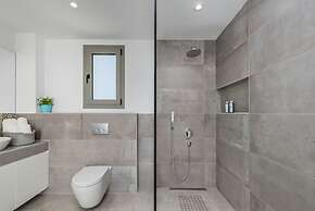 White House Villa Pefkochori