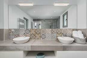 White House Villa Pefkochori