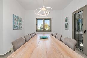 White House Villa Pefkochori