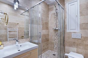 Sublime and new Apartment Center of Paris Opera