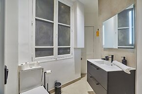 New and Exceptional Apartment Madeleine/concorde