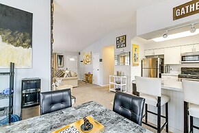 3 Mi to Dtwn: Apt w/ Shared Sauna in Anchorage