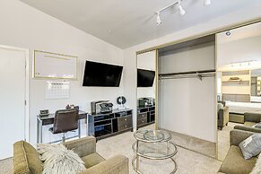 3 Mi to Dtwn: Apt w/ Shared Sauna in Anchorage