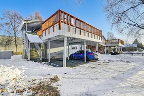 3 Mi to Dtwn: Apt w/ Shared Sauna in Anchorage