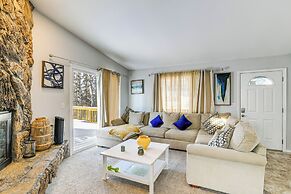 3 Mi to Dtwn: Apt w/ Shared Sauna in Anchorage