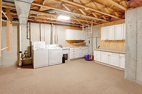 Holland Home: Walk to the Beach!