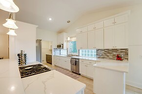 Holland Home: Walk to the Beach!