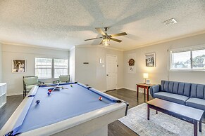 Game Room & Grill: Family Home in Corpus Christi!