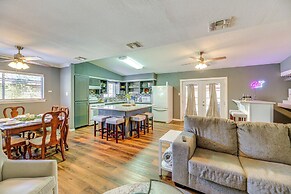 Game Room & Grill: Family Home in Corpus Christi!