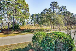 7 Mi to Ocean: Myrtle Beach Condo w/ Deck