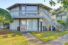 7 Mi to Ocean: Myrtle Beach Condo w/ Deck