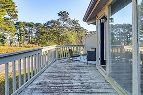 7 Mi to Ocean: Myrtle Beach Condo w/ Deck