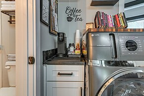 7 Mi to Ocean: Myrtle Beach Condo w/ Deck