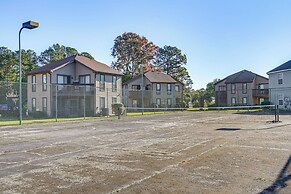 7 Mi to Ocean: Myrtle Beach Condo w/ Deck