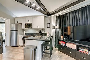 7 Mi to Ocean: Myrtle Beach Condo w/ Deck