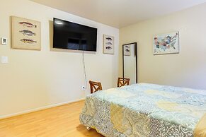 1 Mi to Dtwn: Cozy Condo in Anchorage!