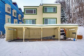 1 Mi to Dtwn: Cozy Condo in Anchorage!