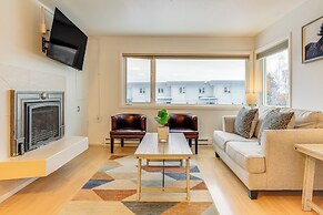 1 Mi to Dtwn: Cozy Condo in Anchorage!