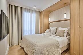 Apartment in the Marais With Air-conditioned