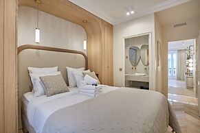 Apartment in the Marais With Air-conditioned