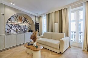 Apartment in the Marais With Air-conditioned