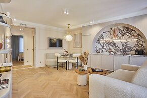 Apartment in the Marais With Air-conditioned