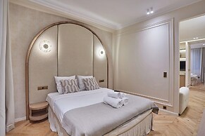 New/suite Air-conditioned Opera/louvre/ 2 Bedrooms