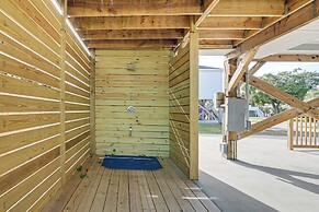 1 Block to Beach: Home w/ Patio in Murrells Inlet!