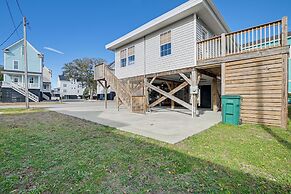 1 Block to Beach: Home w/ Patio in Murrells Inlet!