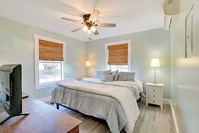 1 Block to Beach: Home w/ Patio in Murrells Inlet!